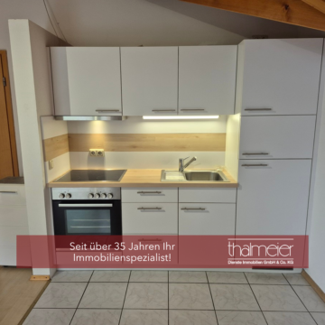 In Kürze frei verfügbar! Gepflegtes 1-Zi.-App. im DG (=2. OG) mit Balkon in guter, ruhiger Lage!, 83043 Bad Aibling, Dachgeschosswohnung