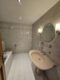 Viel Platz in zentraler Lage! 4-Zimmer Wohnung nahe dem Max-Josefs-Platz! - Weiteres Badezimmer m. Waschbecken...
