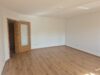 2-Zi.-Whg. in guter Lage, 1. OG, im Rosenheimer Norden! - Wohnzimmer