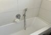 Junge 5-Zi.-Whg./Haushälfte (E+1+D, KfW-55-Standard!), OT Lengdorf! - Bad mit Wanne