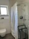 Junge 5-Zi.-Whg./Haushälfte (E+1+D, KfW-55-Standard!), OT Lengdorf! - Bad mit Dusche