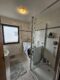Freiwerdende, geräumige 4-Zi.-Wohnung mit Loggia und Stellplatz! - Tageslichtbad m. Dusche und WM-Anschluss